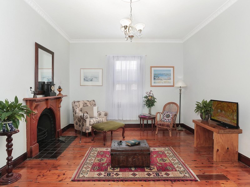 5 Seaview Street, Kiama NSW 2533