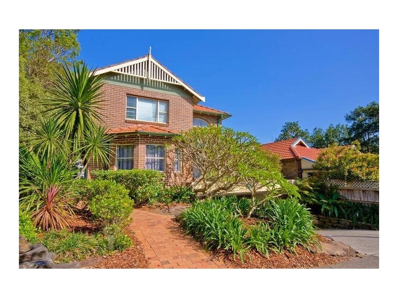 18B Brook Street, Crows Nest NSW 2065