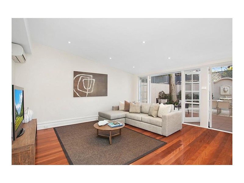 2 Anglo Road, Greenwich NSW 2065