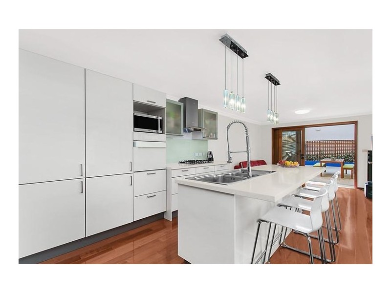 216 West Street, Crows Nest NSW 2065