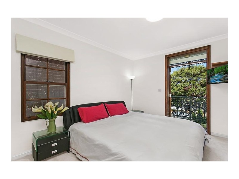 216 West Street, Crows Nest NSW 2065