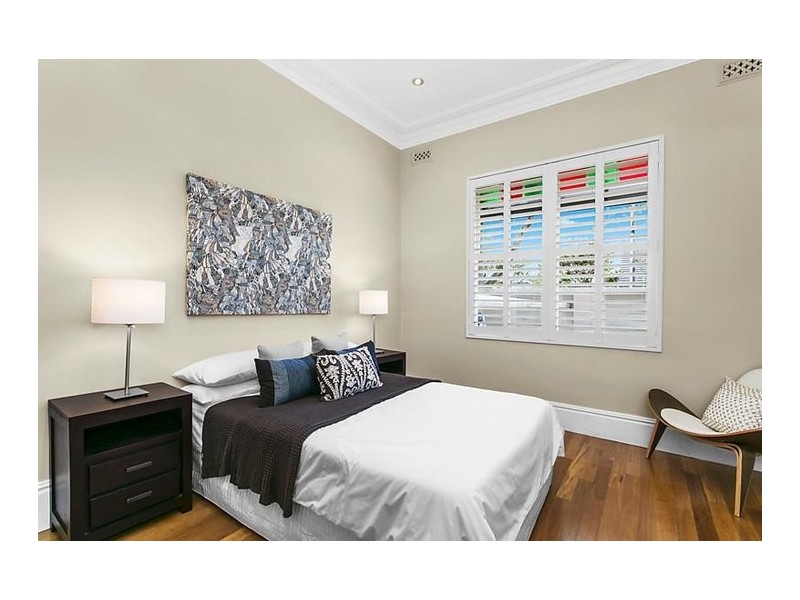 92 Holtermann Street, Crows Nest NSW 2065