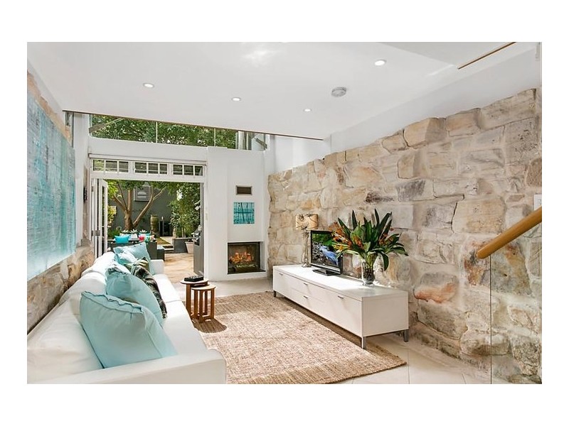 32 Holtermann Street, Crows Nest NSW 2065