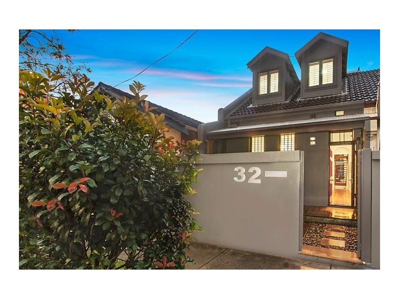 32 Holtermann Street, Crows Nest NSW 2065