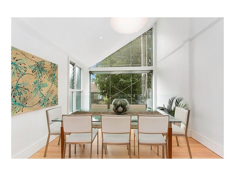 32 Holtermann Street, Crows Nest NSW 2065