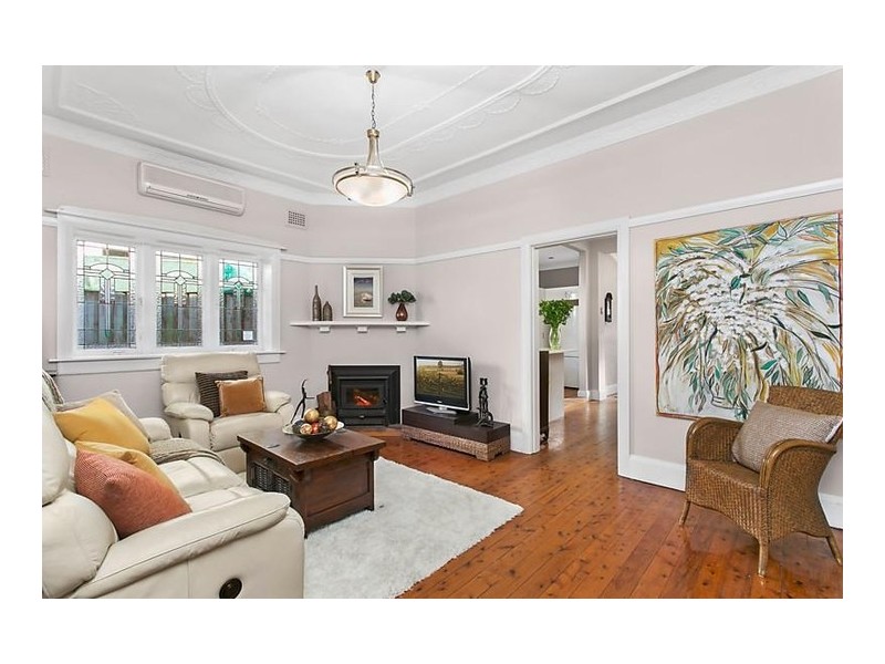 11A Walter Street, Willoughby NSW 2068