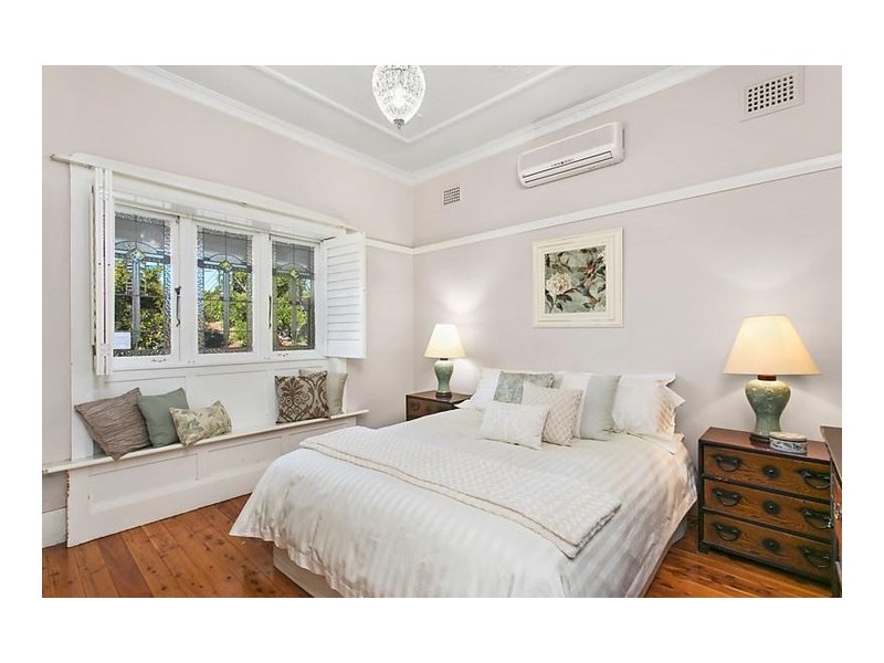 11A Walter Street, Willoughby NSW 2068