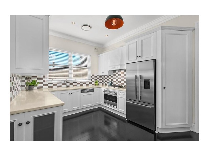 24 Plunkett Street, Naremburn NSW 2065