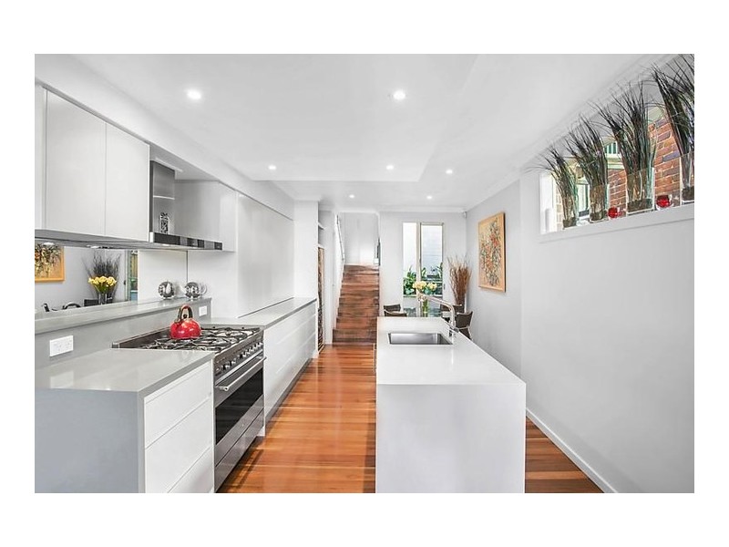 103 Ernest Street, Crows Nest NSW 2065