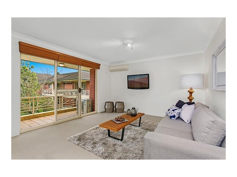 32/143 Ernest Street, Crows Nest NSW 2065