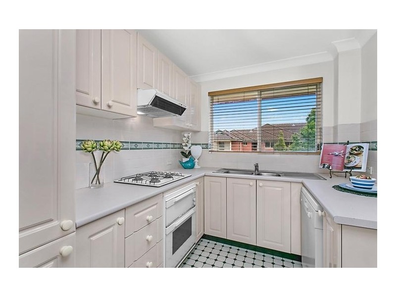 32/143 Ernest Street, Crows Nest NSW 2065