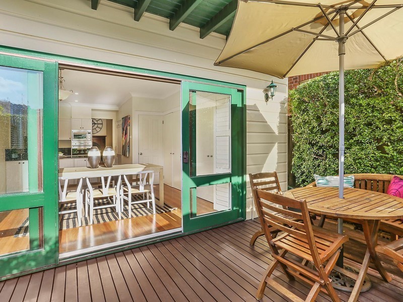 6 Plunkett Street, Naremburn NSW 2065