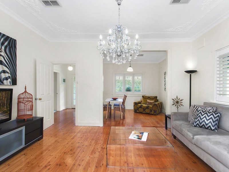 33 Malvern Avenue, Roseville NSW 2069