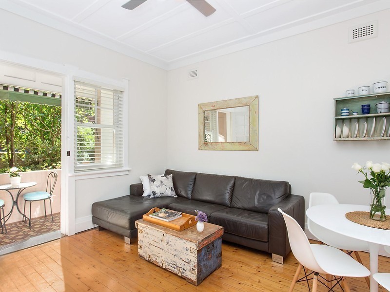 2/1 Lavender Street, Mcmahons Point NSW 2060