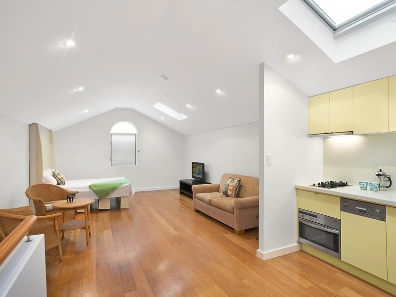 32 Holtermann Street, Crows Nest NSW 2065