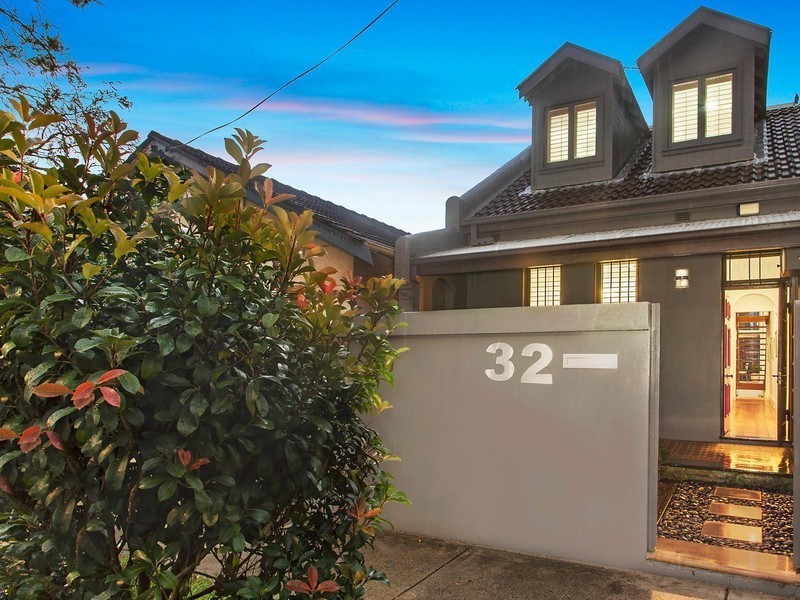 32 Holtermann Street, Crows Nest NSW 2065