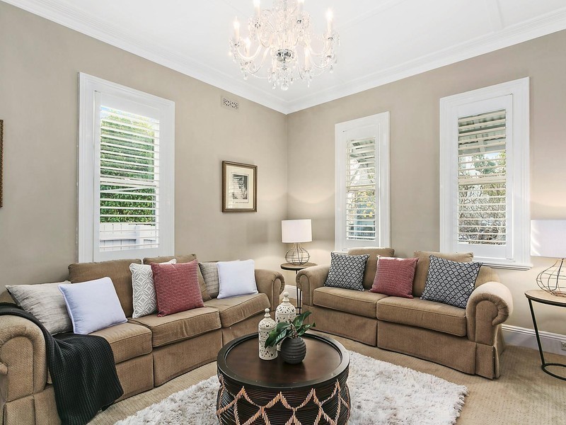 77 Hayberry Street, Crows Nest NSW 2065