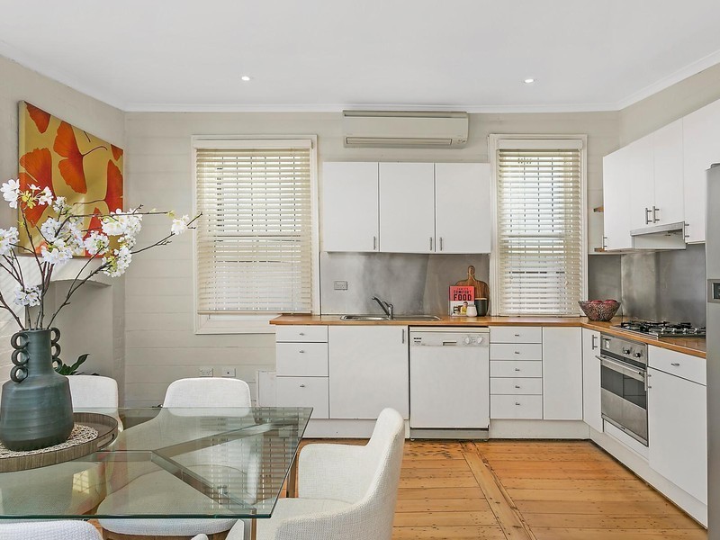 77 Hayberry Street, Crows Nest NSW 2065