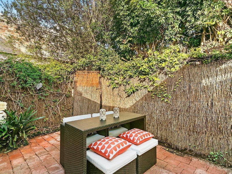 77 Hayberry Street, Crows Nest NSW 2065