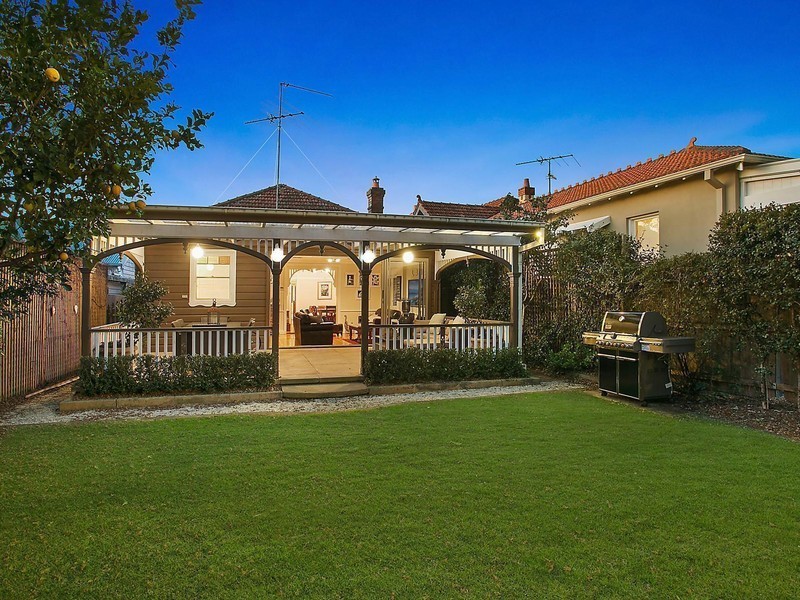 10 Bongalong Street, Naremburn NSW 2065