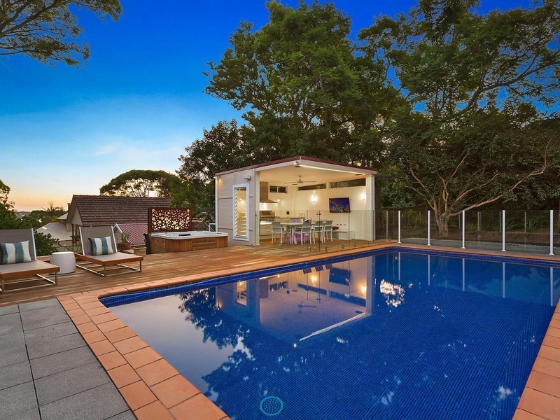 48 Kingslangley Road, Greenwich NSW 2065