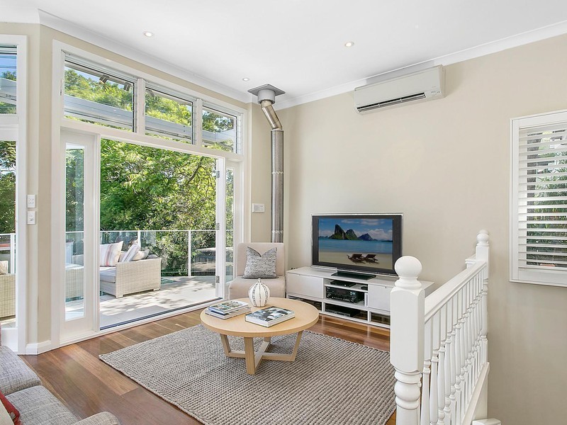 48 Kingslangley Road, Greenwich NSW 2065