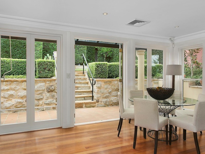 4 Commodore Crescent, Mcmahons Point NSW 2060