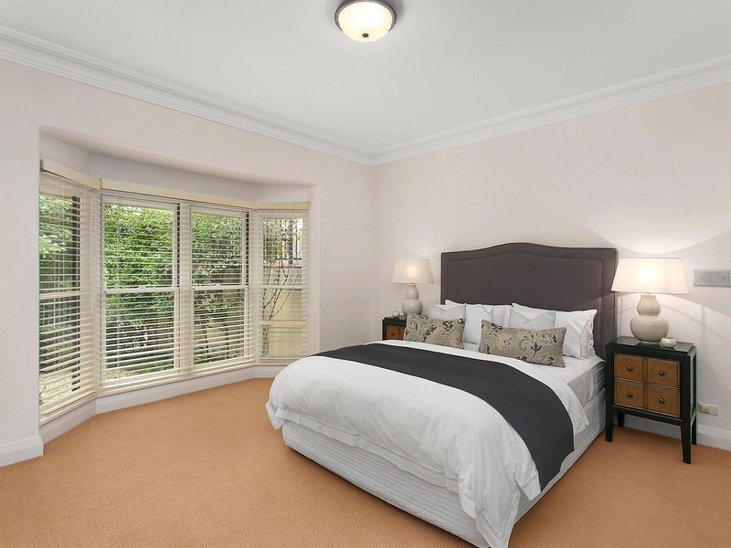 4 Commodore Crescent, Mcmahons Point NSW 2060