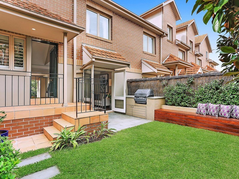 8/54 Albany Street, Crows Nest NSW 2065