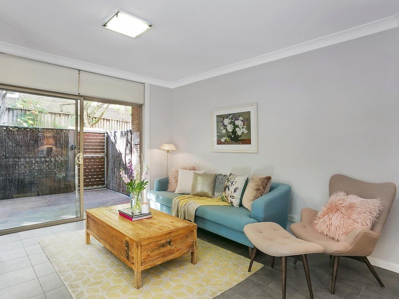 2/143 Willoughby Road, Naremburn NSW 2065