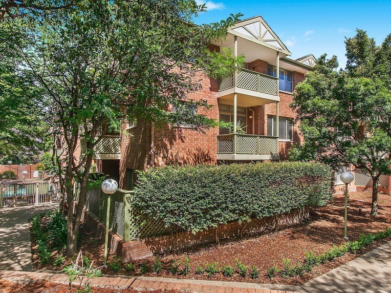 2/143 Willoughby Road, Naremburn NSW 2065