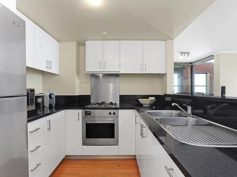 64/236 Pacific Highway, Crows Nest NSW 2065