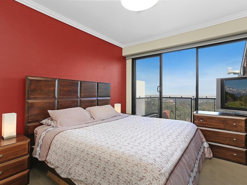 64/236 Pacific Highway, Crows Nest NSW 2065