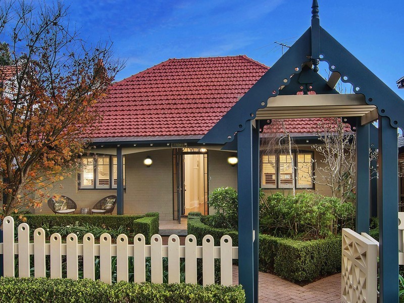 10 Rhodes Avenue, Naremburn NSW 2065