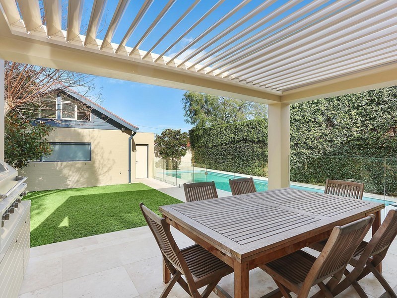 10 Rhodes Avenue, Naremburn NSW 2065