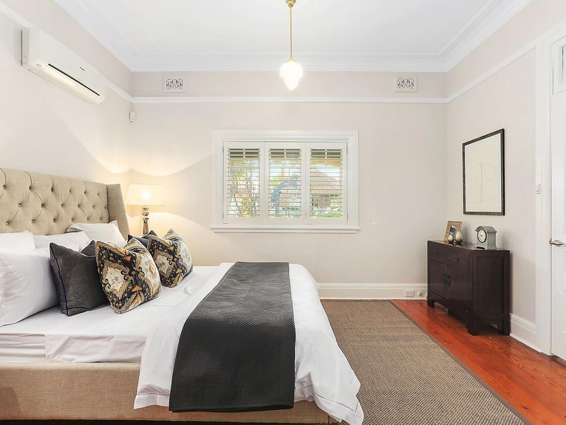 10 Rhodes Avenue, Naremburn NSW 2065