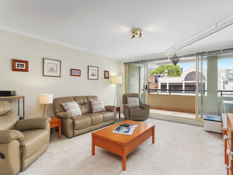 8/9 Alexander Street, Crows Nest NSW 2065