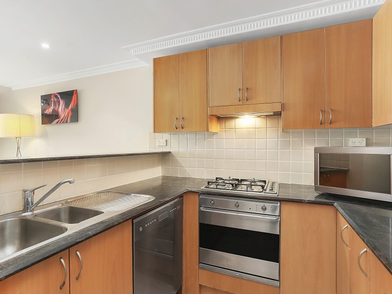 8/9 Alexander Street, Crows Nest NSW 2065