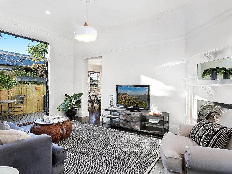 22 Rhodes Avenue, Naremburn NSW 2065