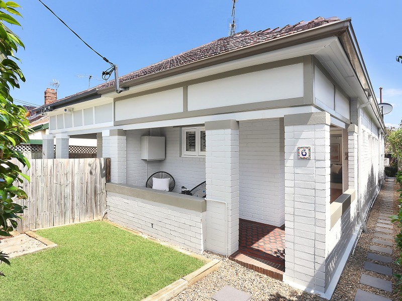 6 Rhodes Avenue, Naremburn NSW 2065