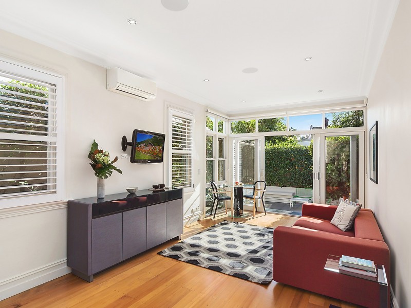 90 Holtermann Street, Crows Nest NSW 2065