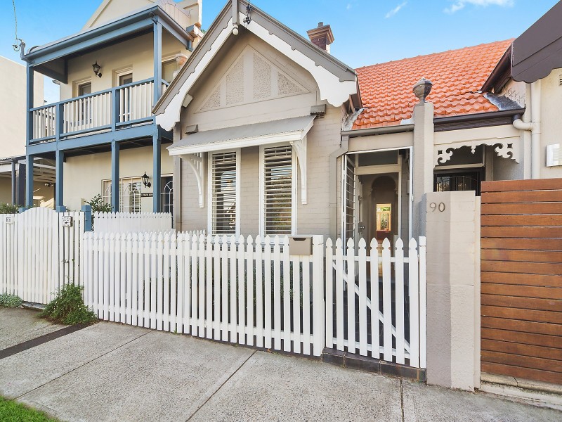 90 Holtermann Street, Crows Nest NSW 2065