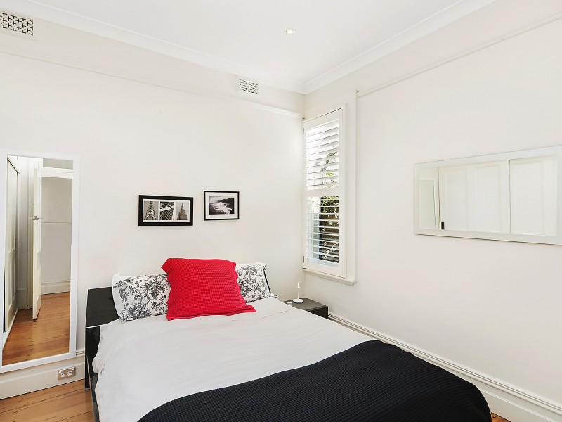 90 Holtermann Street, Crows Nest NSW 2065