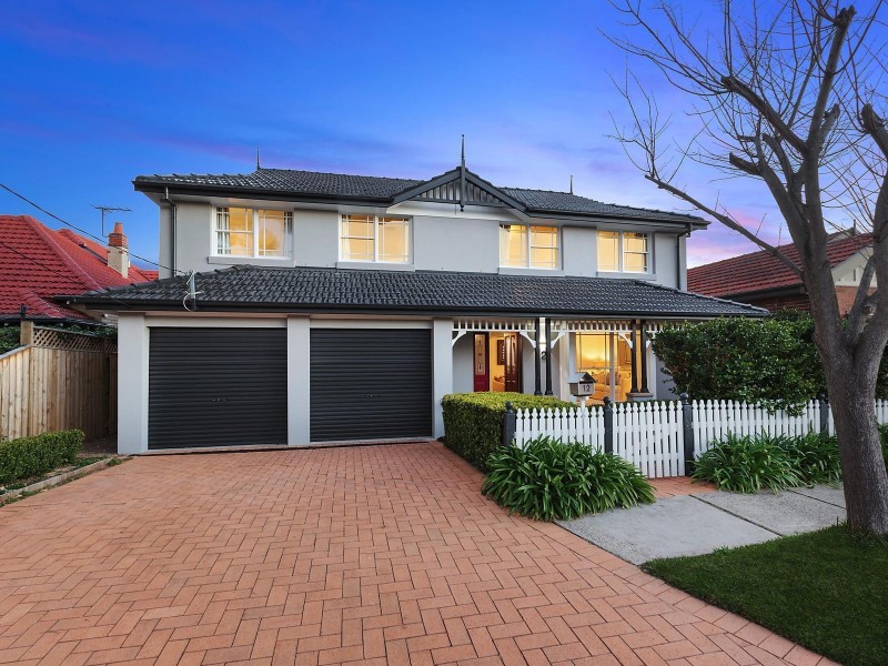 12 Rhodes Avenue, Naremburn NSW 2065