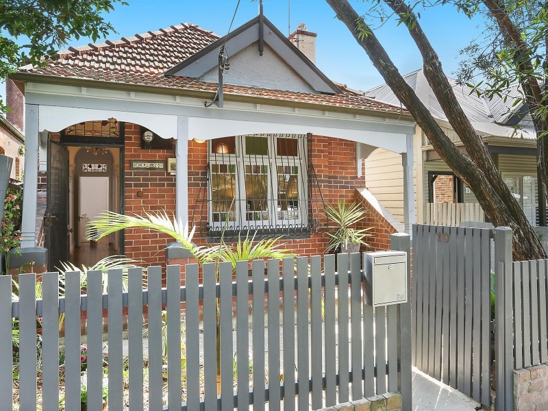 10 Plunkett Street, Naremburn NSW 2065