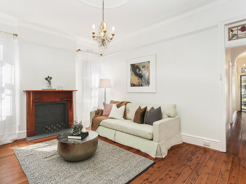 10 Plunkett Street, Naremburn NSW 2065