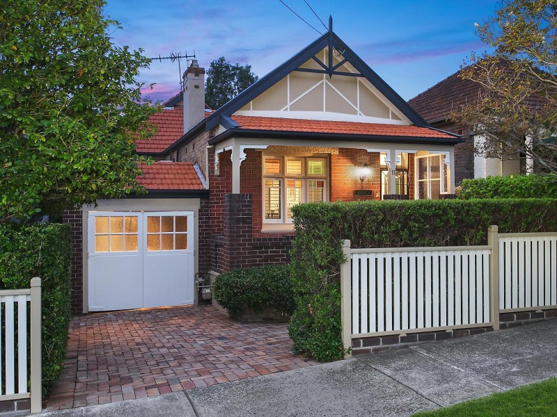 11 Moonbria Street, Naremburn NSW 2065