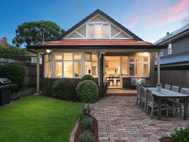 11 Moonbria Street, Naremburn NSW 2065