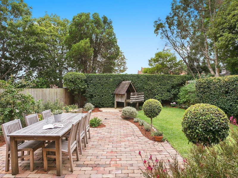 11 Moonbria Street, Naremburn NSW 2065