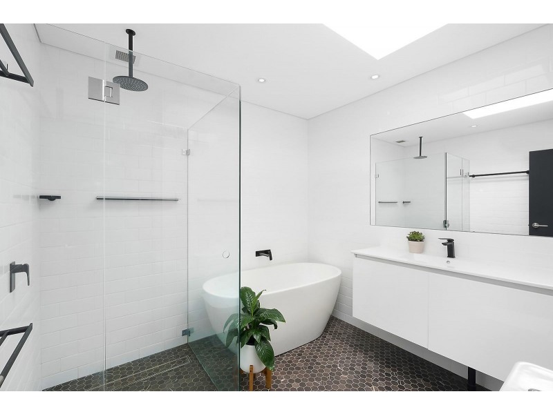 13/2 Trafalgar Street, Crows Nest NSW 2065